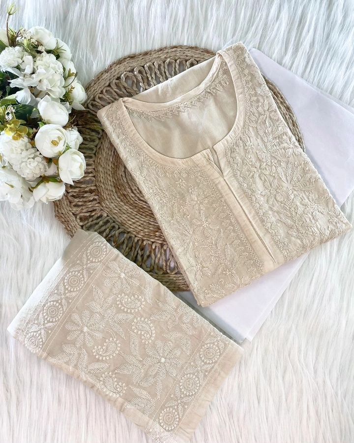 Dobby Chikankari