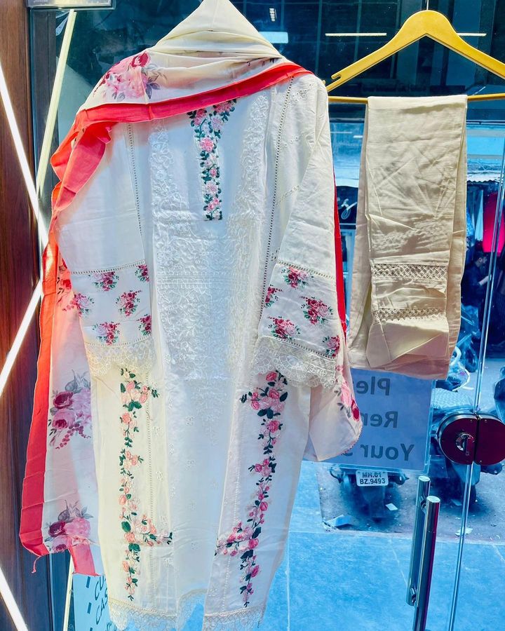 Embroidered Lawn Collection