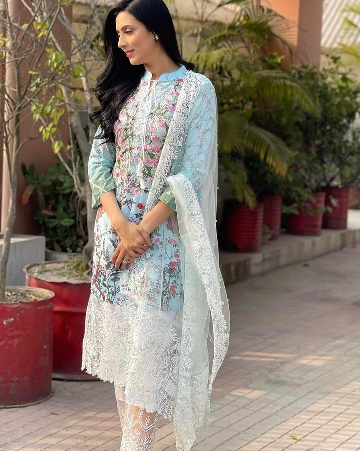 Embroidered Lawn Collection