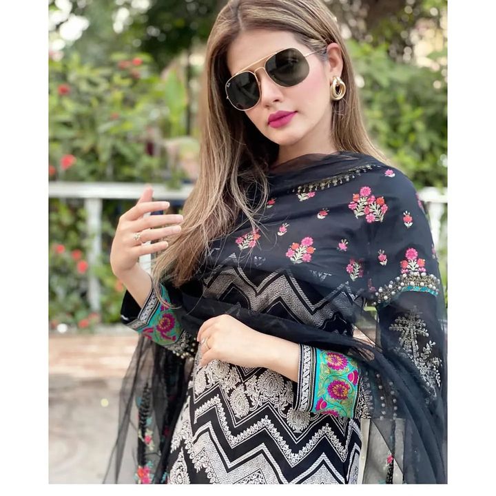 Embroidered Lawn Collection